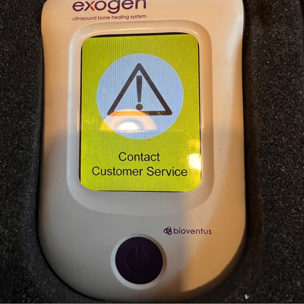 Bioventus Exogen ultrasound bone healing  system as-is. - Picture 4 of 8